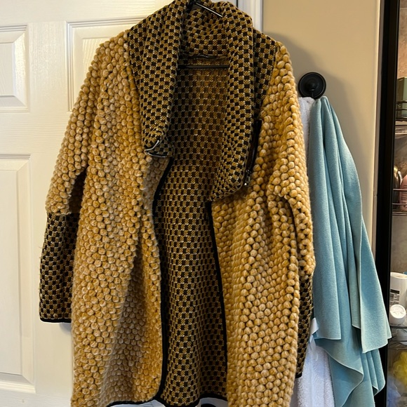 New Collection | OS - Picture 1 of 4